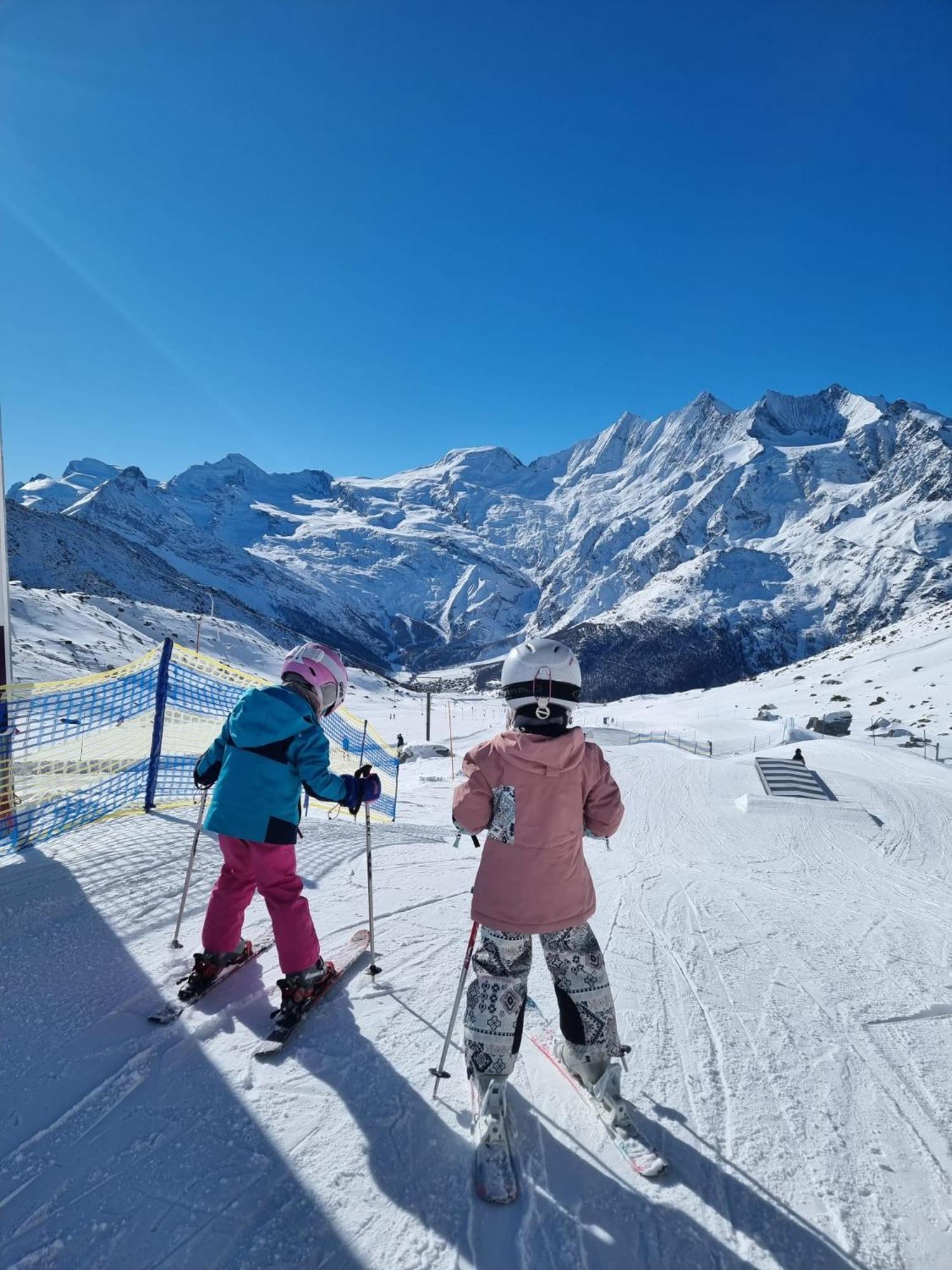 Ski-In/Ski-Out Hotel Sport ساس-الماغيل المظهر الخارجي الصورة